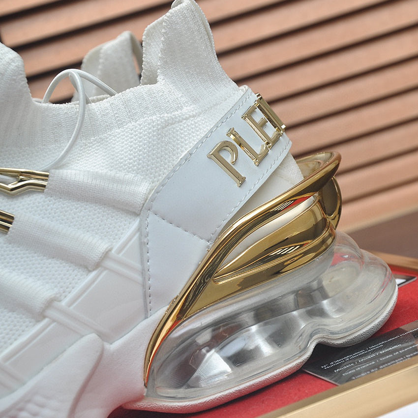 New-PP Flyknit sneakers