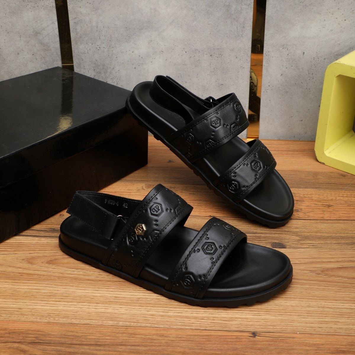 New-PP Leather slippers