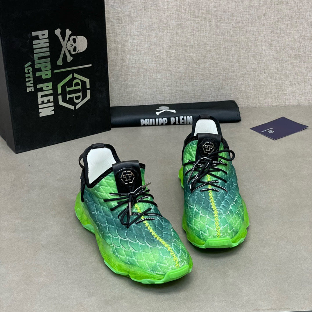 New-PP Flyknit sneakers