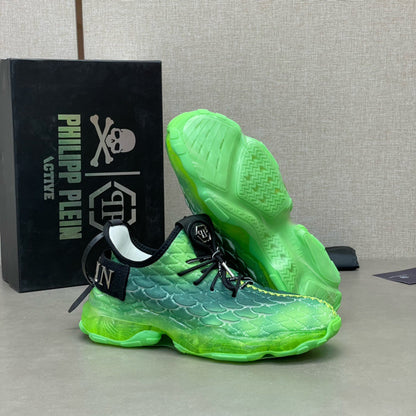 New-PP Flyknit sneakers